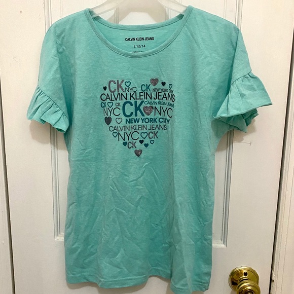 Calvin Klein Jeans Other - 🛍 CK JEANS girls flutter sleeve graphic tee